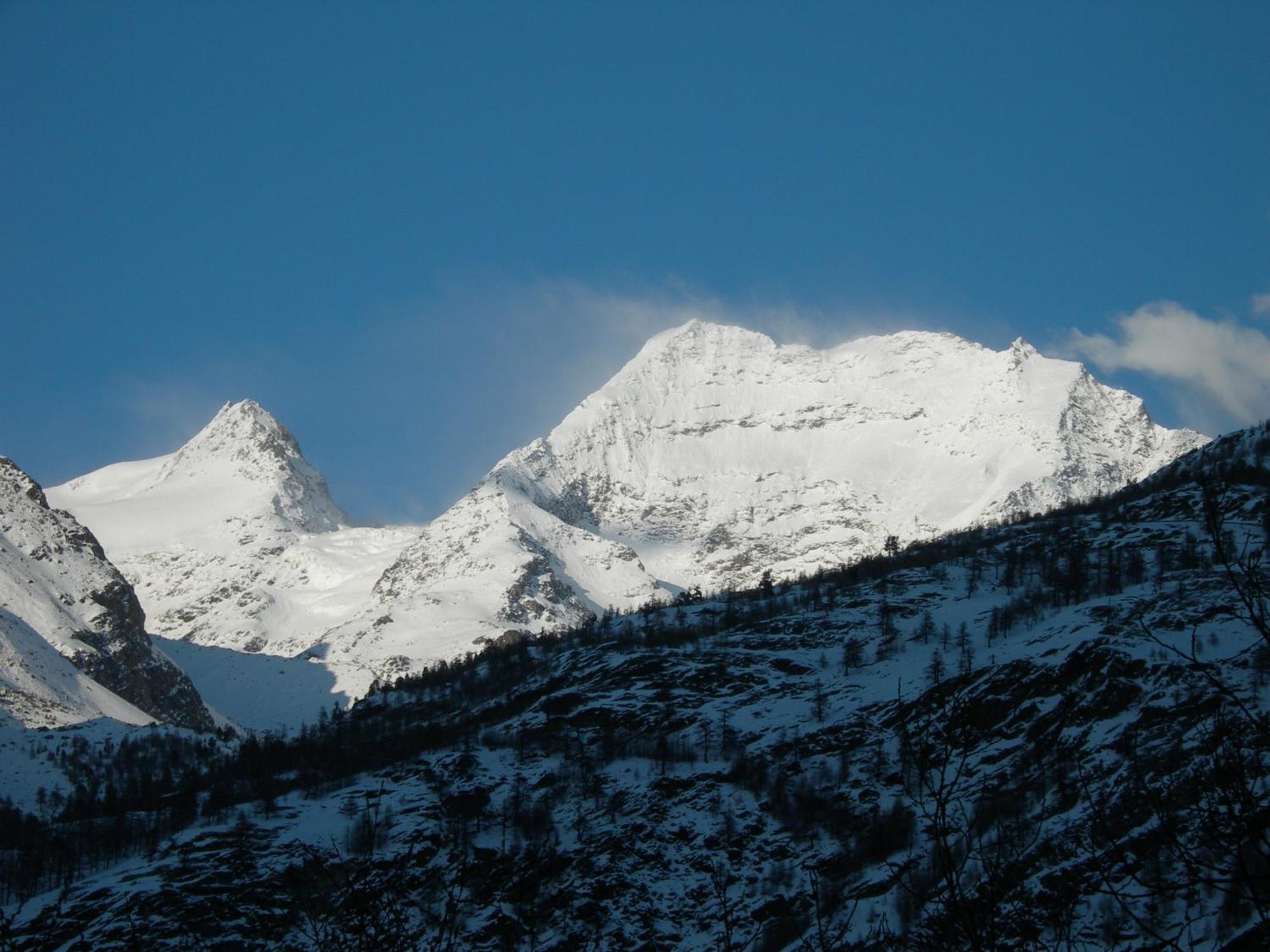 Hotel Adler Saas-Grund Eksteriør billede
