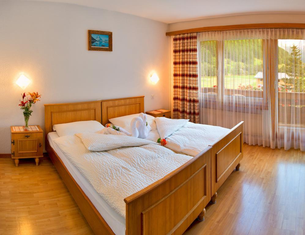 Hotel Adler Saas-Grund Eksteriør billede