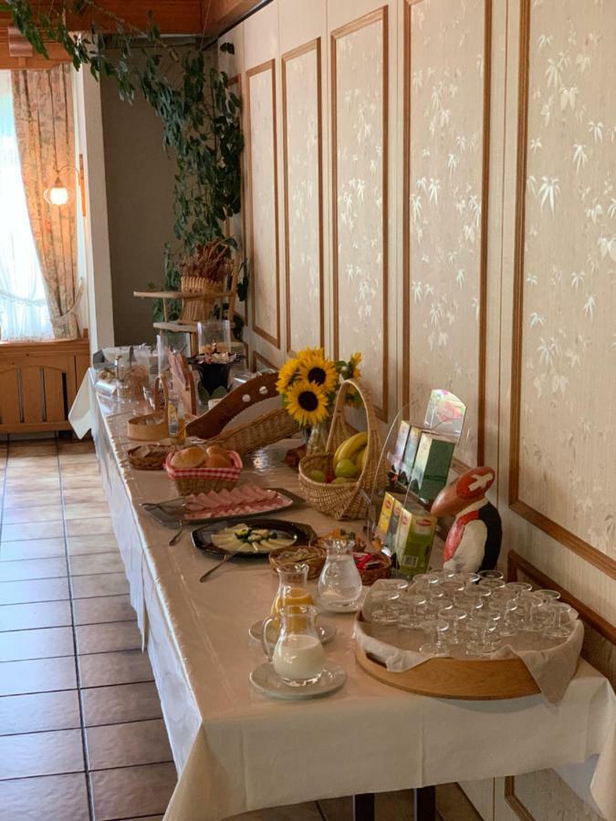 Hotel Adler Saas-Grund Eksteriør billede